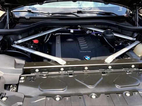 Used 2023 BMW X5 xDrive40i w/ Premium Package AWD/4WD image 29
