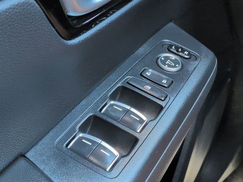 Used 2025 Honda CR-V Sport Touring image 23