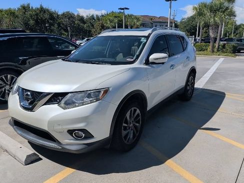 Used 2016 Nissan Rogue SL w/ SL Premium Package FWD image 1