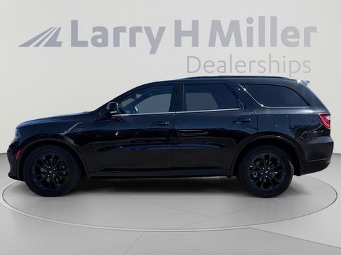 Used 2023 Dodge Durango GT RWD image 2