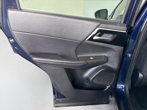 Used 2024 Mitsubishi Outlander SE Black Edition image 26