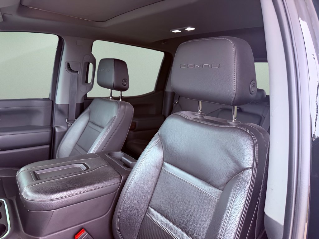 Used 2020 GMC Sierra 1500 Denali w/ Denali Ultimate Package AWD/4WD image 18