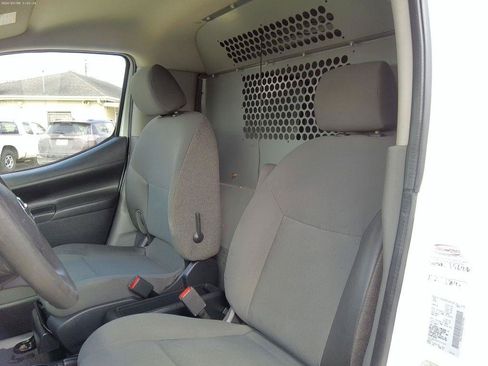 Used 2014 Nissan NV200 S w/ Cruise Control Package FWD image 14
