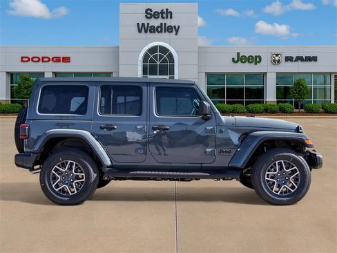 New 2026 Jeep Wrangler Sahara image 8