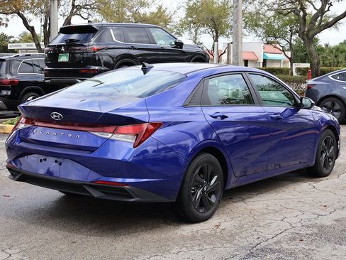 Used 2023 Hyundai Elantra SEL image 9
