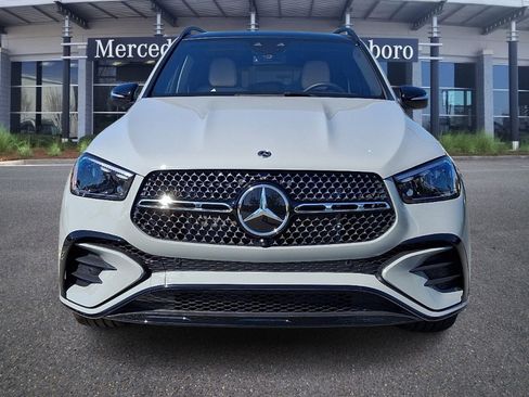 Used 2025 Mercedes-Benz GLE 580 4MATIC image 2