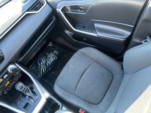 Certified 2025 Toyota RAV4 LE image 24