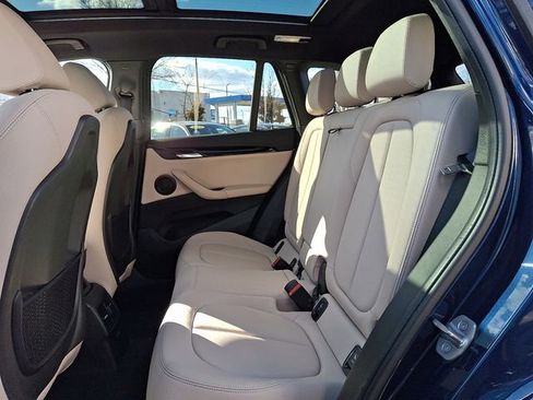 Used 2019 BMW X1 xDrive28i w/ Convenience Package image 10
