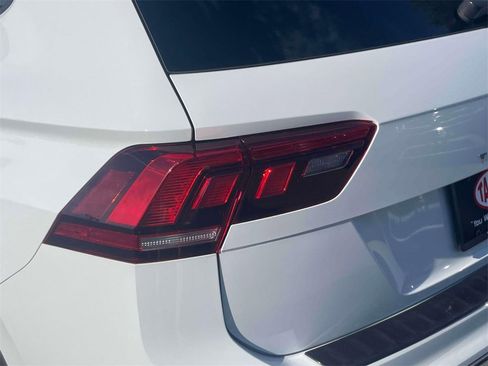 Used 2022 Volkswagen Tiguan S image 11