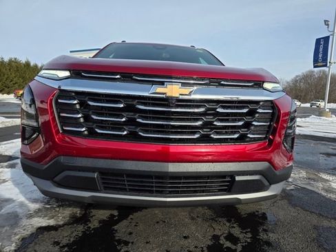 New 2026 Chevrolet Equinox LT w/ Convenience Package II image 8