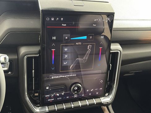 New 2026 GMC Yukon Denali w/ Sun & Power Step Package image 21