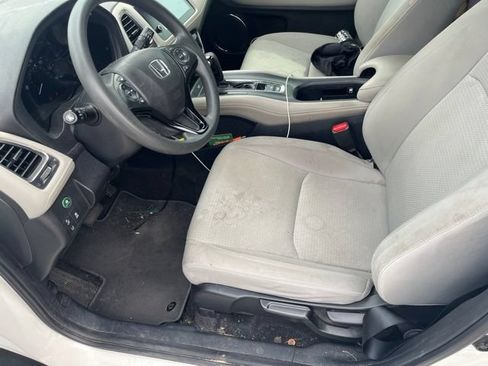Used 2021 Honda HR-V EX image 10