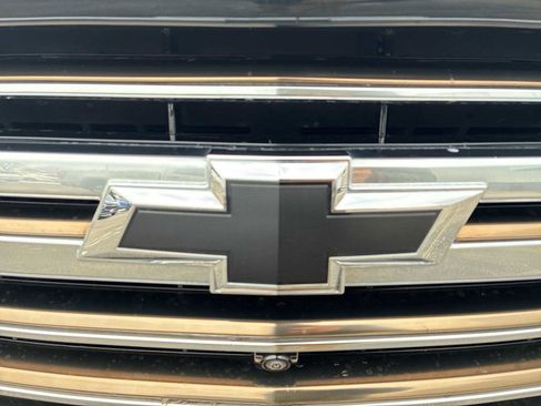 Certified 2024 Chevrolet Suburban High Country image 33