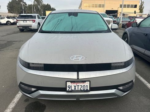 Used 2024 Hyundai Ioniq 5 SEL image 5