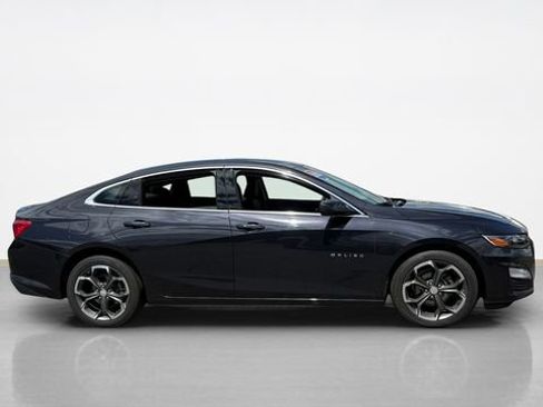 Used 2023 Chevrolet Malibu LT FWD image 2