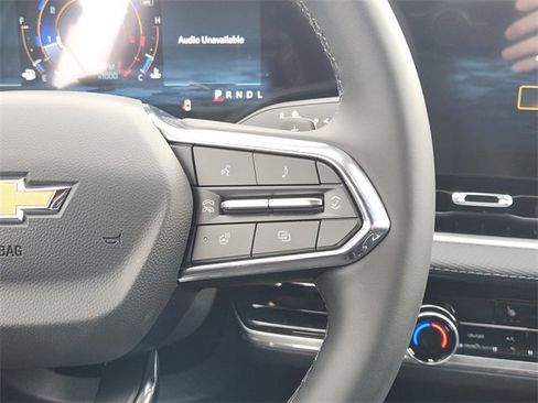 New 2026 Chevrolet Equinox LT w/ Convenience Package II image 19