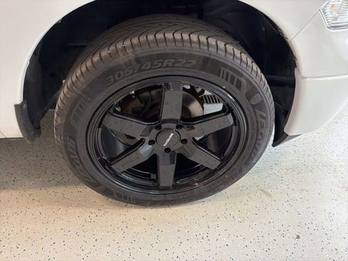 Used 2022 RAM 1500 Classic SLT w/ Protection Group AWD/4WD image 7