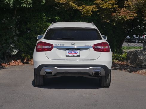 Used 2018 Mercedes-Benz GLA 250 4MATIC image 21