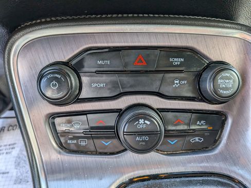 Used 2017 Dodge Challenger SXT w/ Blacktop Package RWD image 43