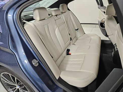 Used 2023 BMW 540i w/ Executive Package image 20