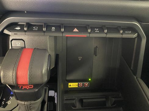 Used 2025 Toyota Tundra TRD Pro AWD/4WD image 26