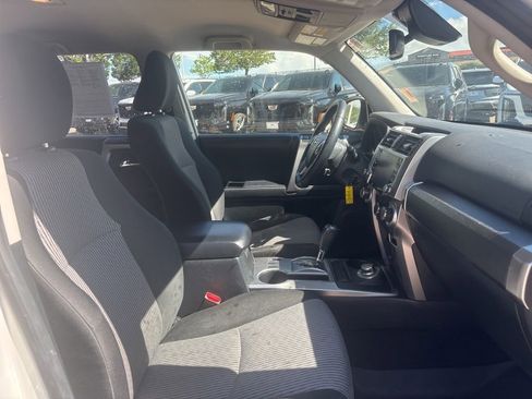 Used 2021 Toyota 4Runner SR5 AWD/4WD image 23