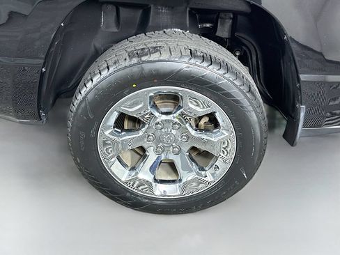 Used 2023 RAM 1500 Big Horn AWD/4WD image 35