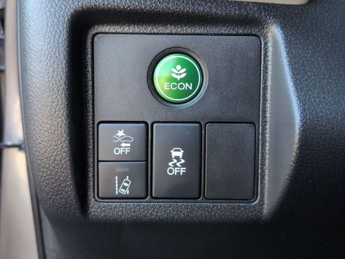 Used 2019 Honda HR-V EX image 19