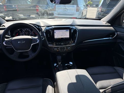 Used 2024 Chevrolet Traverse Premier w/ Redline Edition AWD/4WD image 9