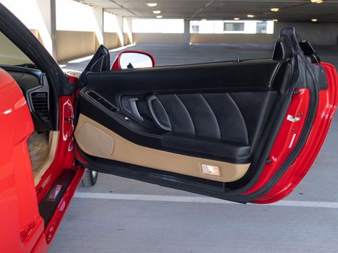 Used 2005 Acura NSX T image 36