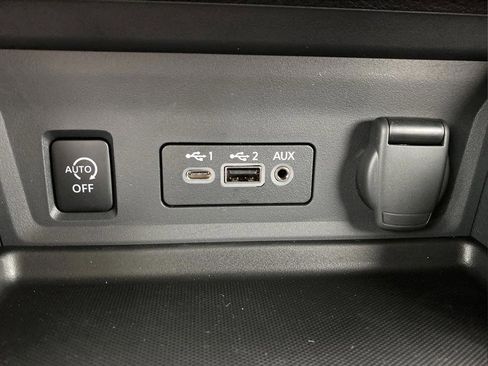 New 2025 Nissan Sentra SR w/ Lighting Package image 20