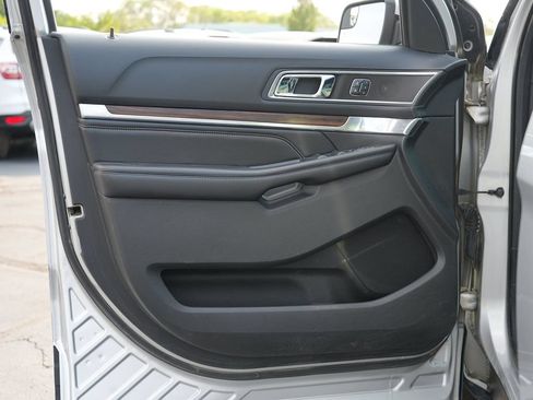 Used 2016 Ford Explorer Limited AWD/4WD image 12