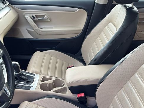 Used 2013 Volkswagen CC Sport image 23