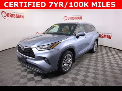 Used 2023 Toyota Highlander Platinum