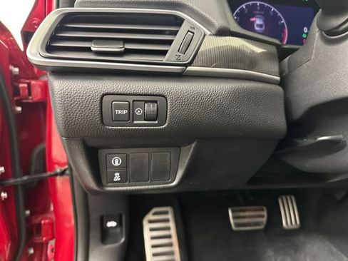 Used 2022 Honda Accord Sport image 19