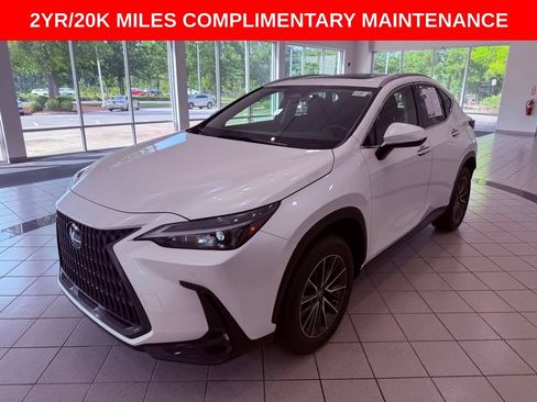 Used 2025 Lexus NX 250 FWD w/ Accessory Package (2T) image 3