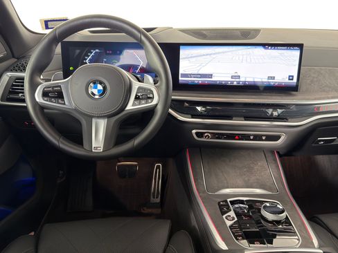 Used 2025 BMW X5 xDrive40i w/ Executive Package image 29