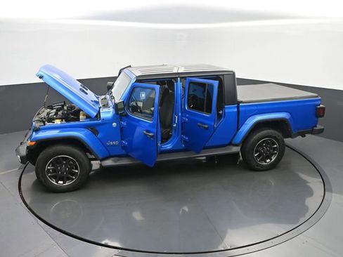 Used 2021 Jeep Gladiator Overland image 63