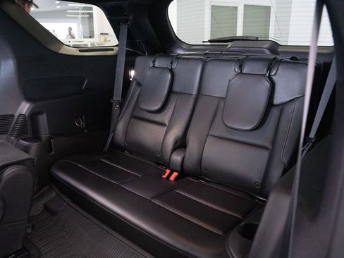 Used 2020 Ford Explorer ST w/ ST Street Pack AWD/4WD image 13