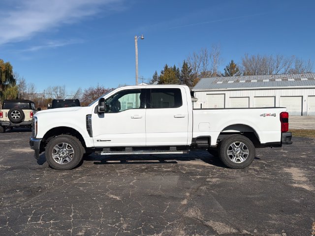 Used 2026 Ford F250 Lariat AWD/4WD image 3