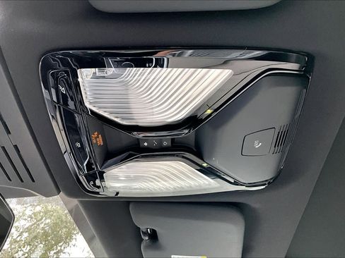 Used 2024 BMW X5 M60i image 31