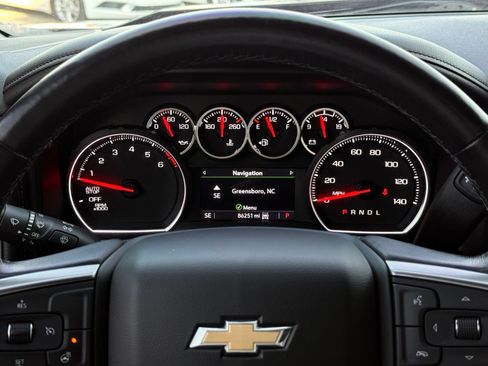 Used 2021 Chevrolet Silverado 1500 LTZ AWD/4WD image 24