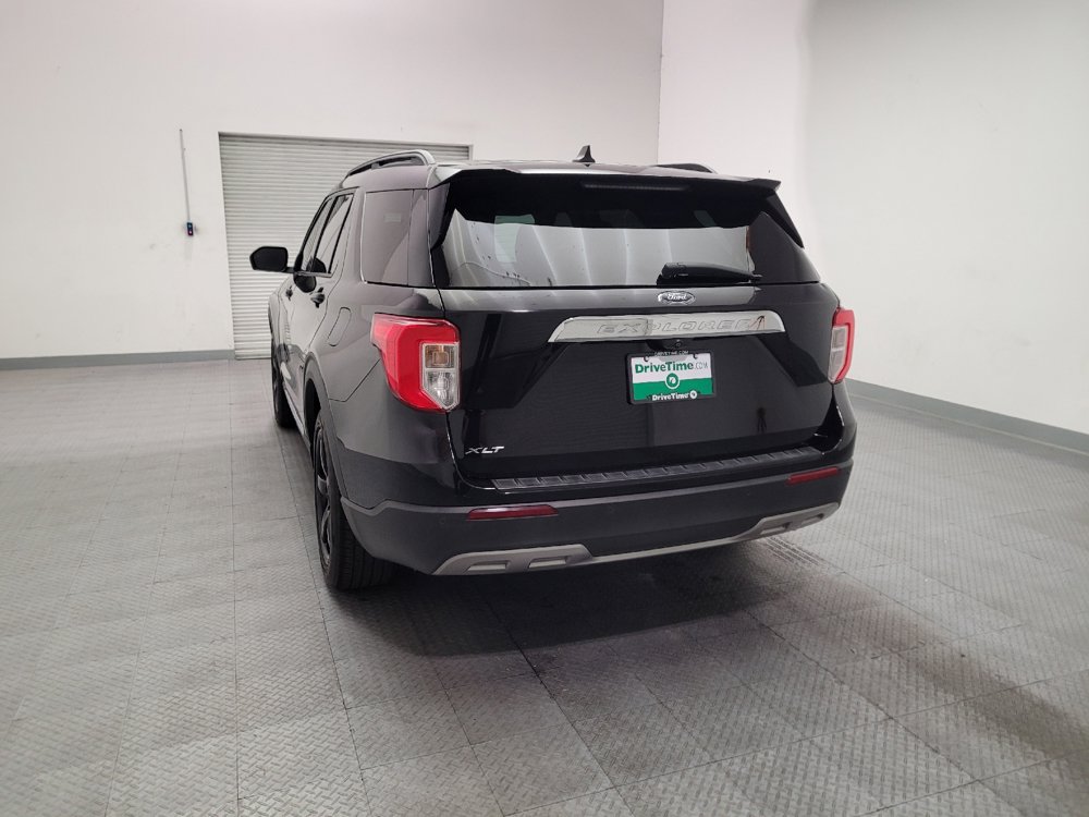 Used 2021 Ford Explorer XLT w/ Equipment Group 202A RWD image 6