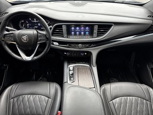 Used 2022 Buick Enclave Avenir w/ Avenir Technology Package image 27