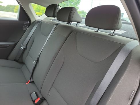 New 2026 Kia K4 FWD image 10
