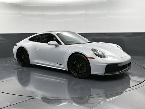 New 2026 Porsche 911 Carrera GTS RWD image 10