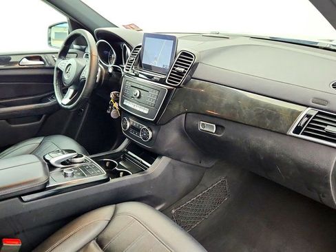 Used 2017 Mercedes-Benz GLS 450 4MATIC image 26
