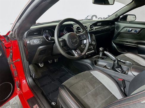 Used 2017 Ford Mustang GT Premium image 10