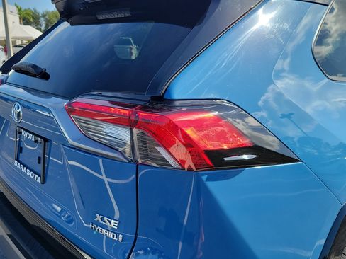 Used 2023 Toyota RAV4 XSE w/ XSE Grade Weather Package AWD/4WD image 11