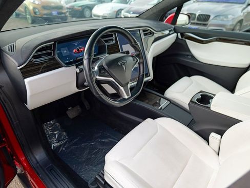Used 2016 Tesla Model X 90D image 19